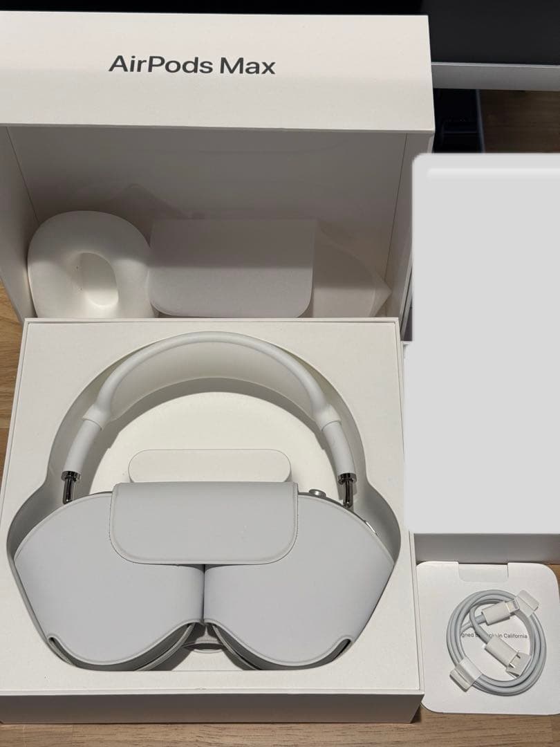 Airpods Max シルバー