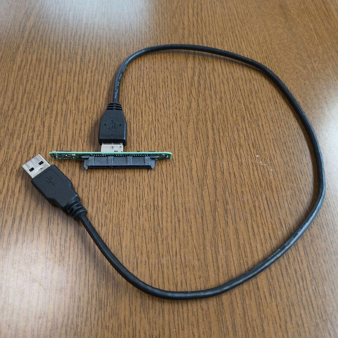 内蔵型 1TB SATA SSD 2.5インチ USBケーブル付き