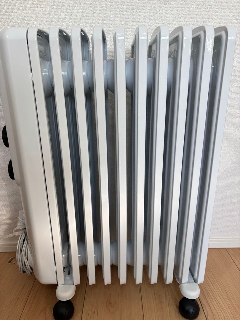 [美品]DeLonghi オイルヒーター RHJ35M1015-BK