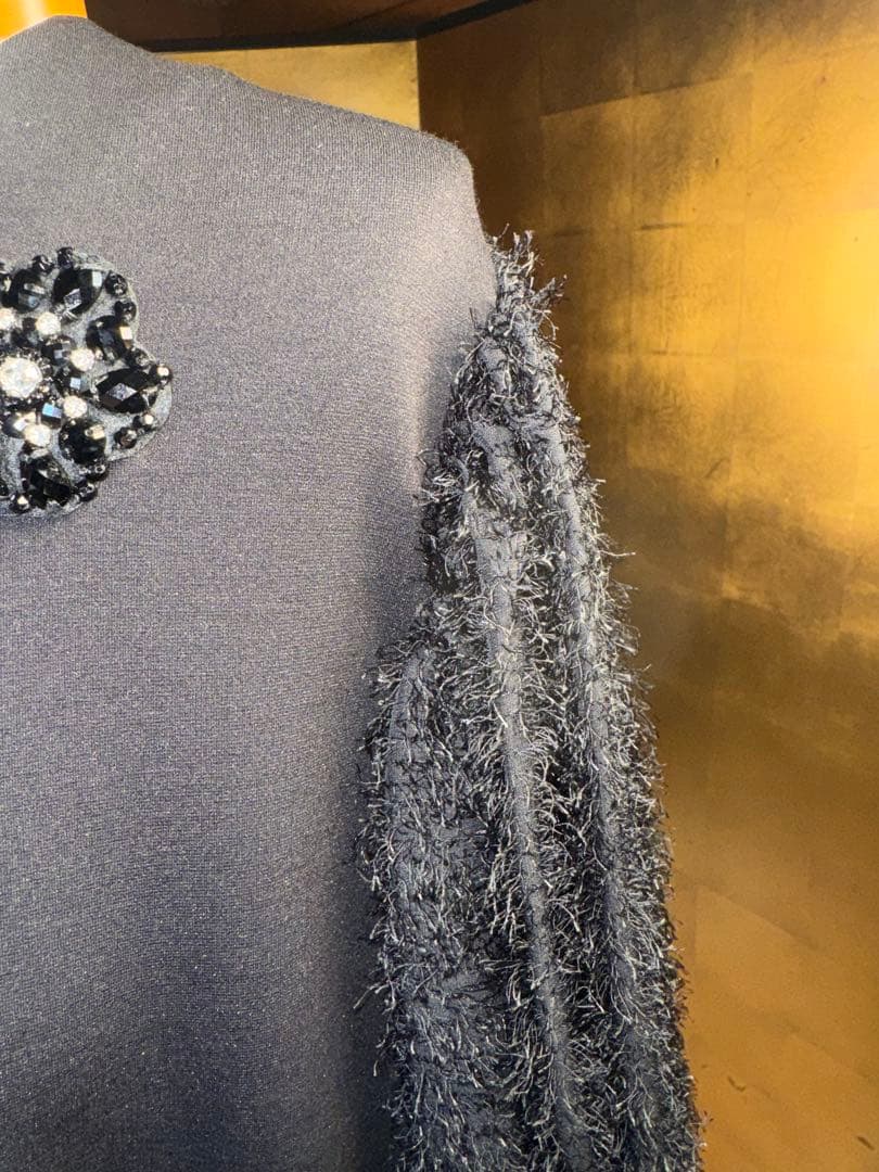 【スーパービューティ】新品タグ付き定価22,000円ストレッチワンピース42