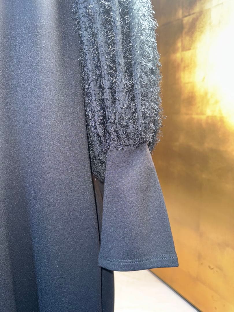 【スーパービューティ】新品タグ付き定価22,000円ストレッチワンピース42