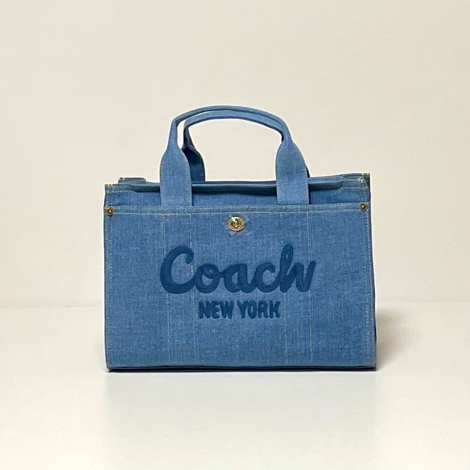 レディース　COACH デニム トートバッグ ショルダーバッグ CR657