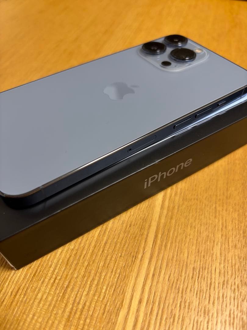 iPhone 13 Pro 256GB 美品 箱付