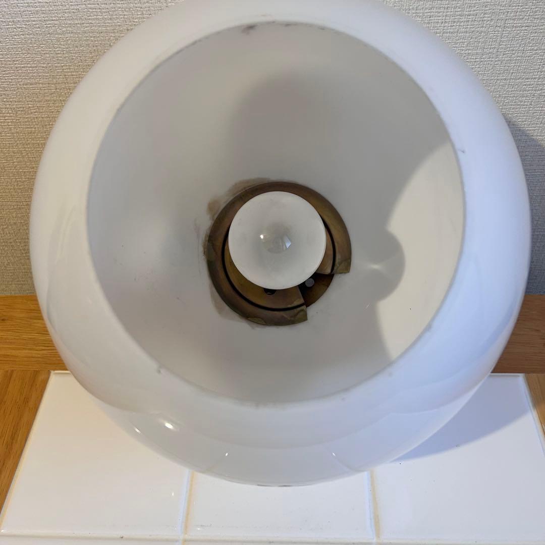 【昭和レトロ】白いガラス製花柄シーリングライト