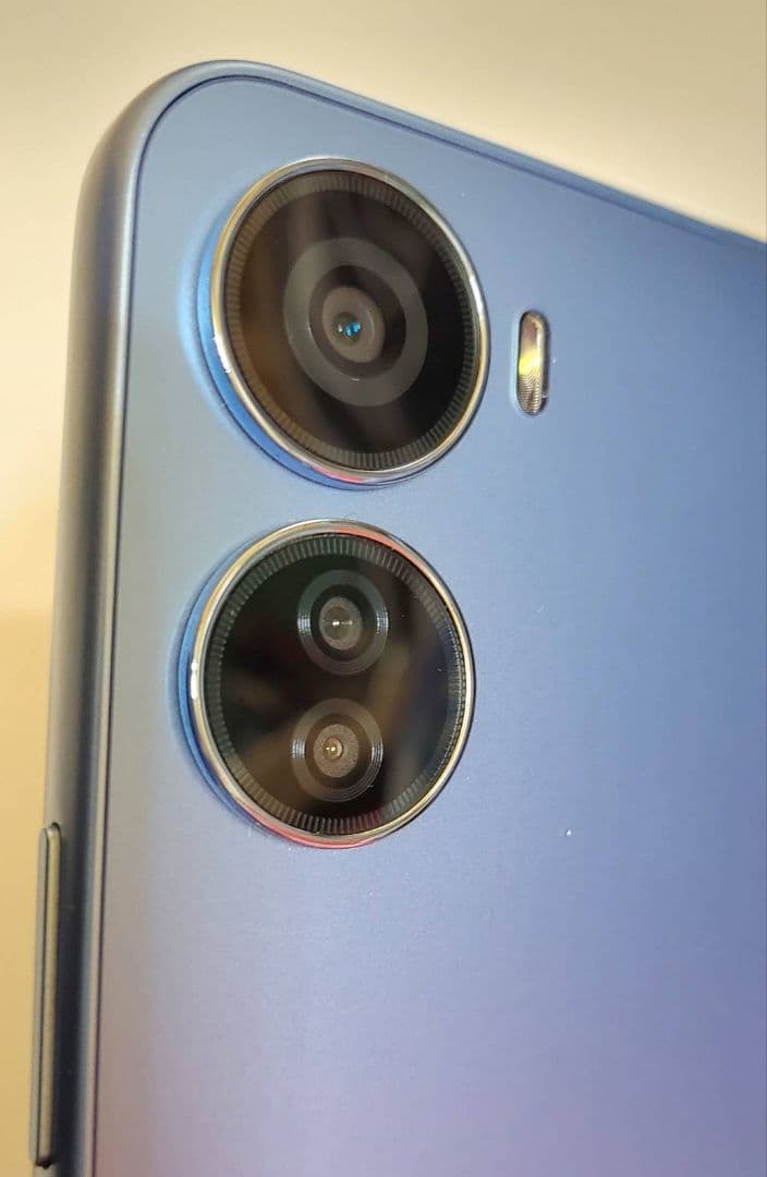 Libero 5G IV 中古☆美品☆トリプルカメラ