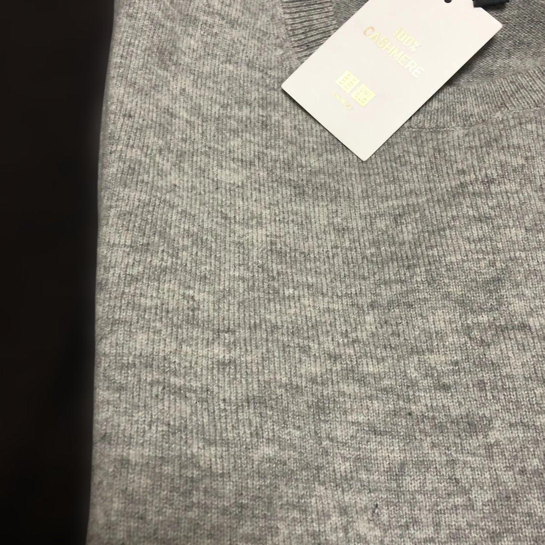ピ*コ様 UNIQLO 100%カシミヤ ニットセーター M
