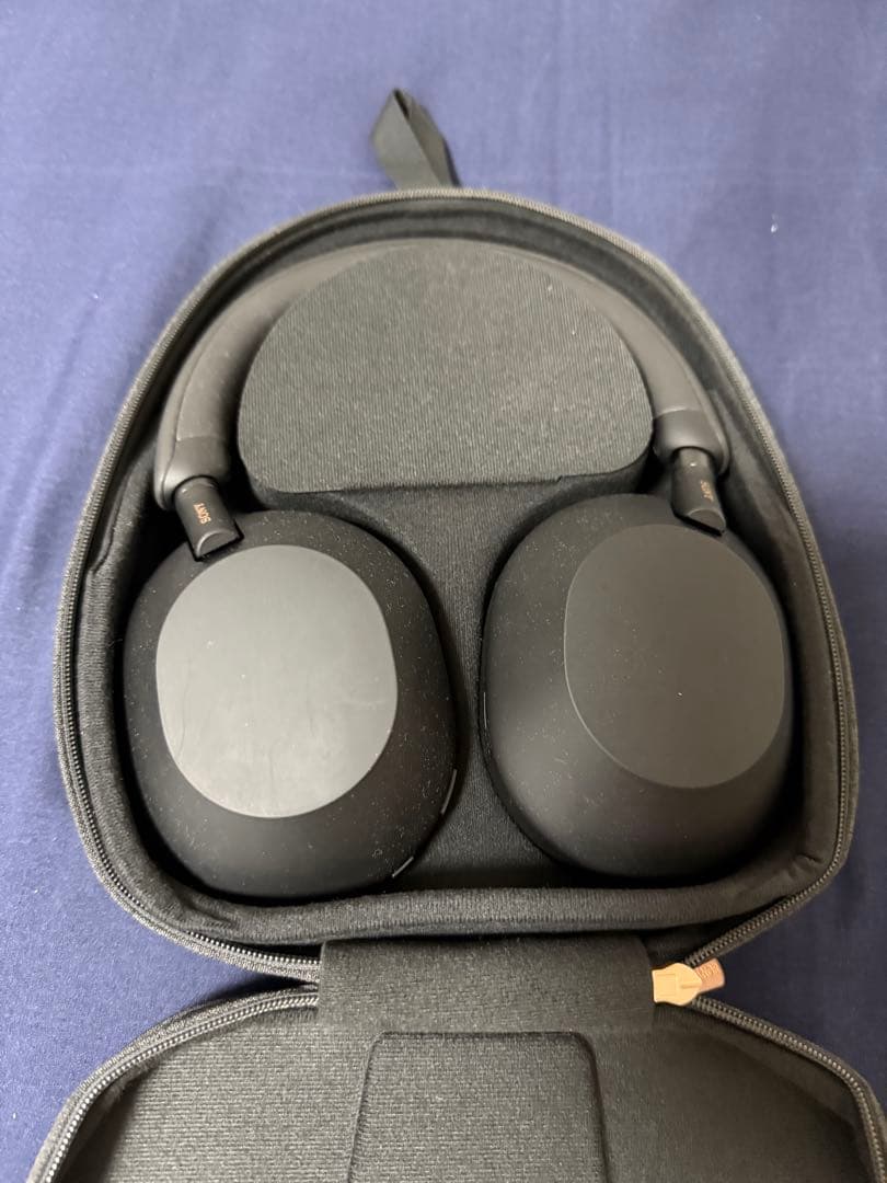 ソニー ワイヤレスノイズキャンセリングステレオヘッドホンWH-1000XM5 黒