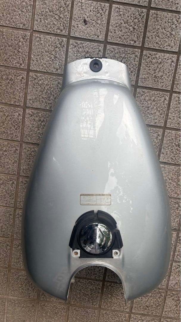 マグナ250タンク　　純正コック付き