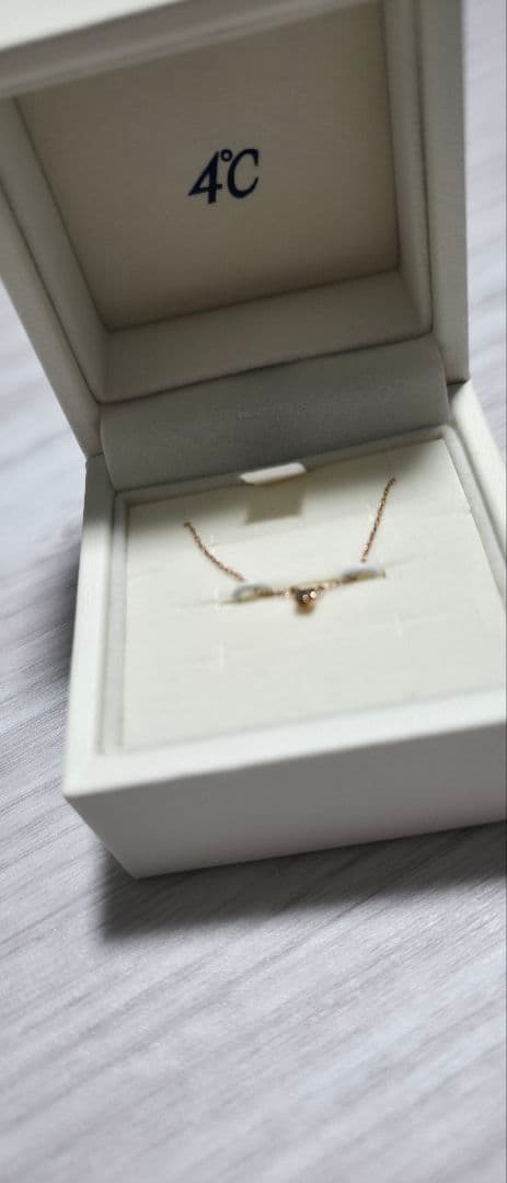 4°C ピンクゴールド　ネックレス