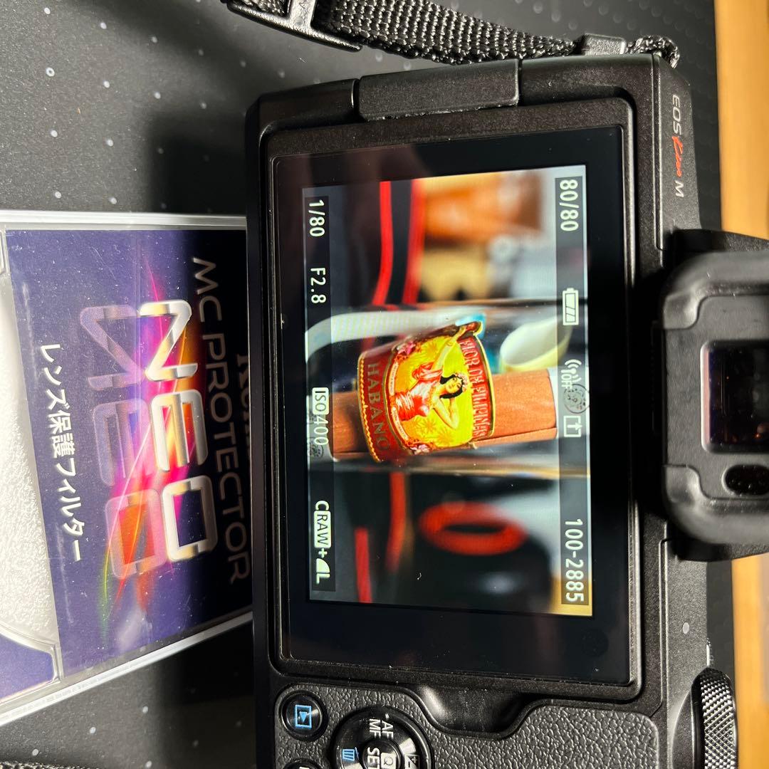 Canon EOS Kiss M 本体 レンズ1