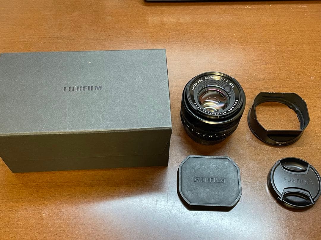 Fujifilm 35mm f/1.4 レンズ