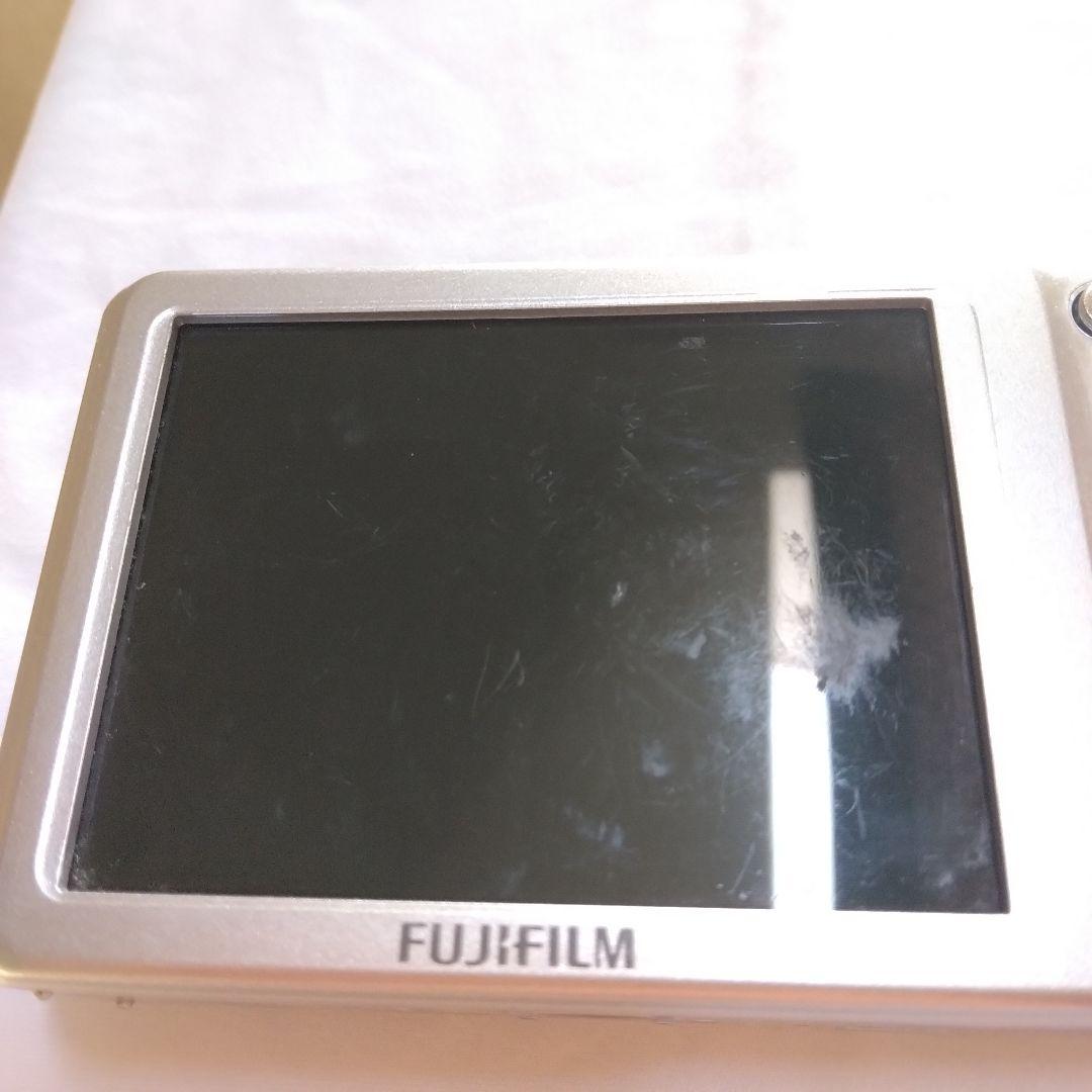動作確認済み FUJIFILM FINEPIX J30 コンパクトデジタルカメラ