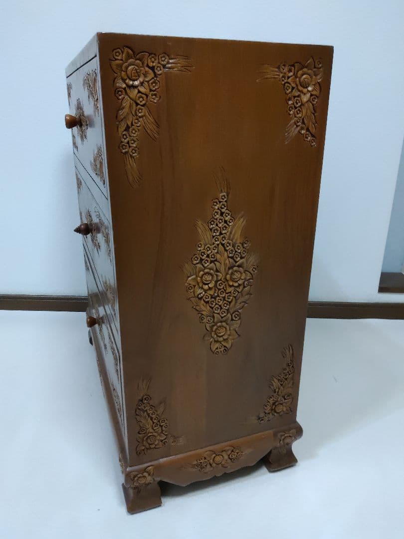 彫刻家具 木彫りチェスト