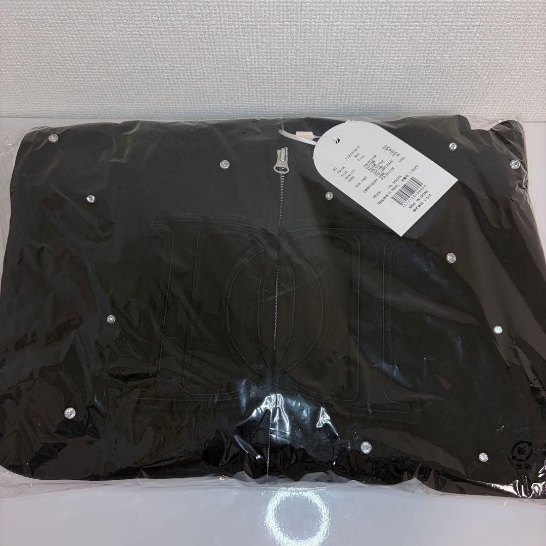 ♡ ダーリッチ Darich ♡ DDロゴビジュージップパーカー