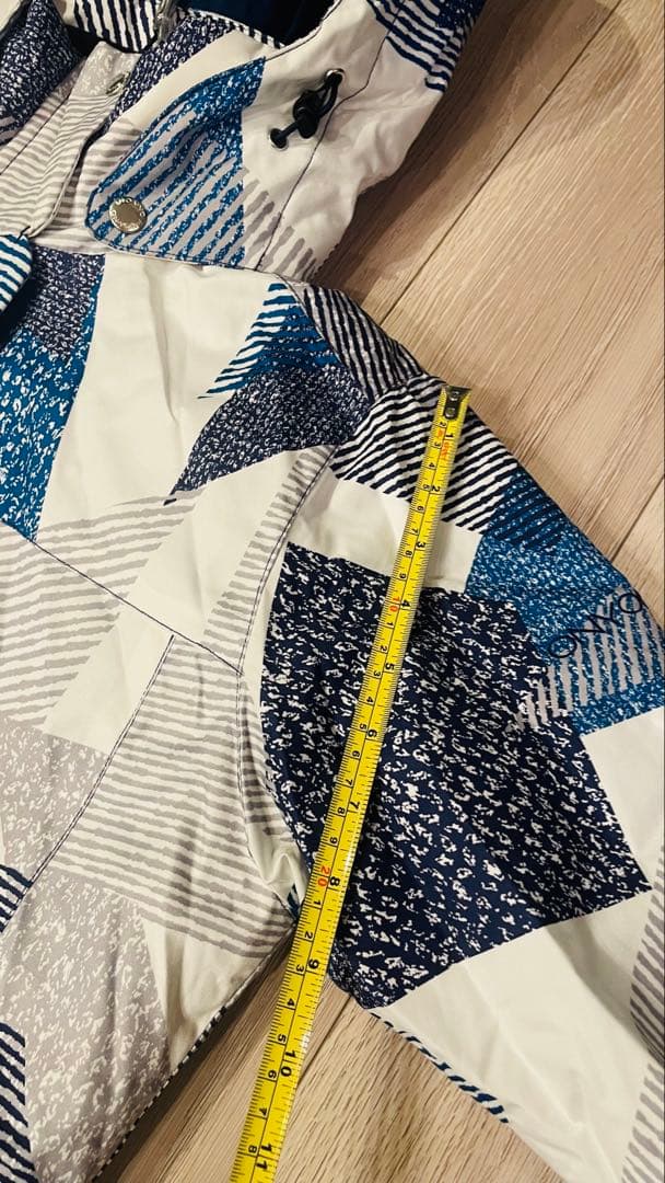 オンヨネ ONYONE Lサイズ レディーススキーウェア上下セット 【未使用】