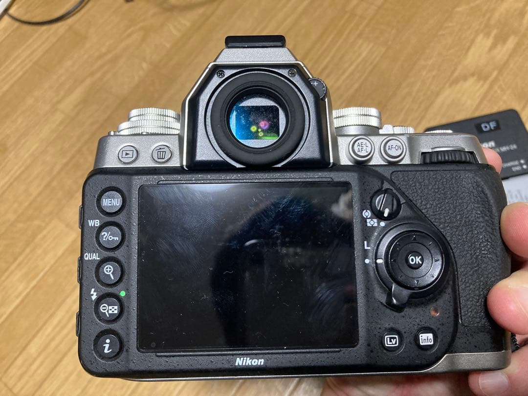 Nikon DF シルバー