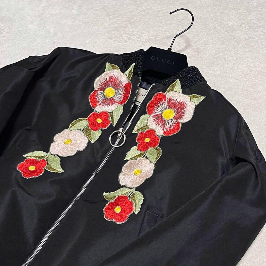【美品・入手困難デザイン】 グッチ 花柄刺繍 シルク混 袋付き 完売 ジャケット
