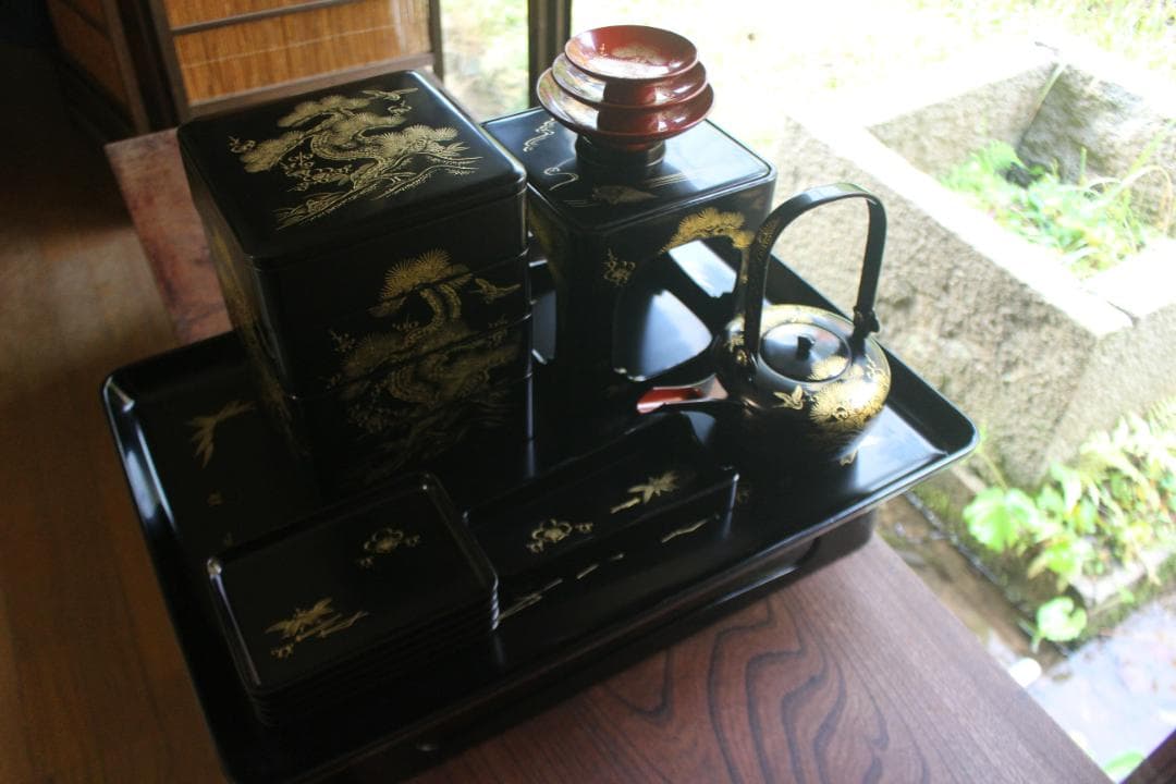 デッドストック！！極上松竹梅鶴亀沈金の映える輪島塗屠蘇器重箱揃い（検重箱お重