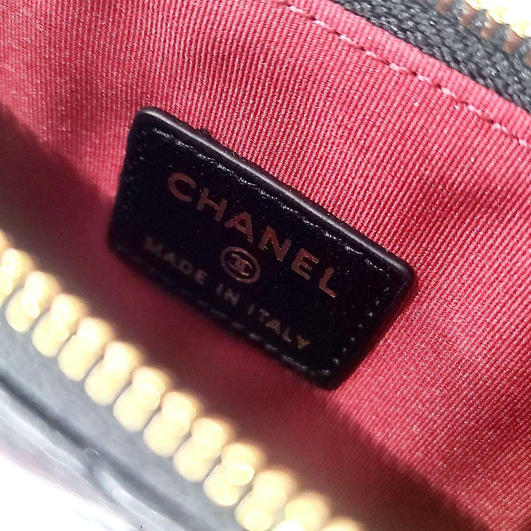 ブラック 黒 キルティング フラグメントケース 長財布 薄い ゴールド 金