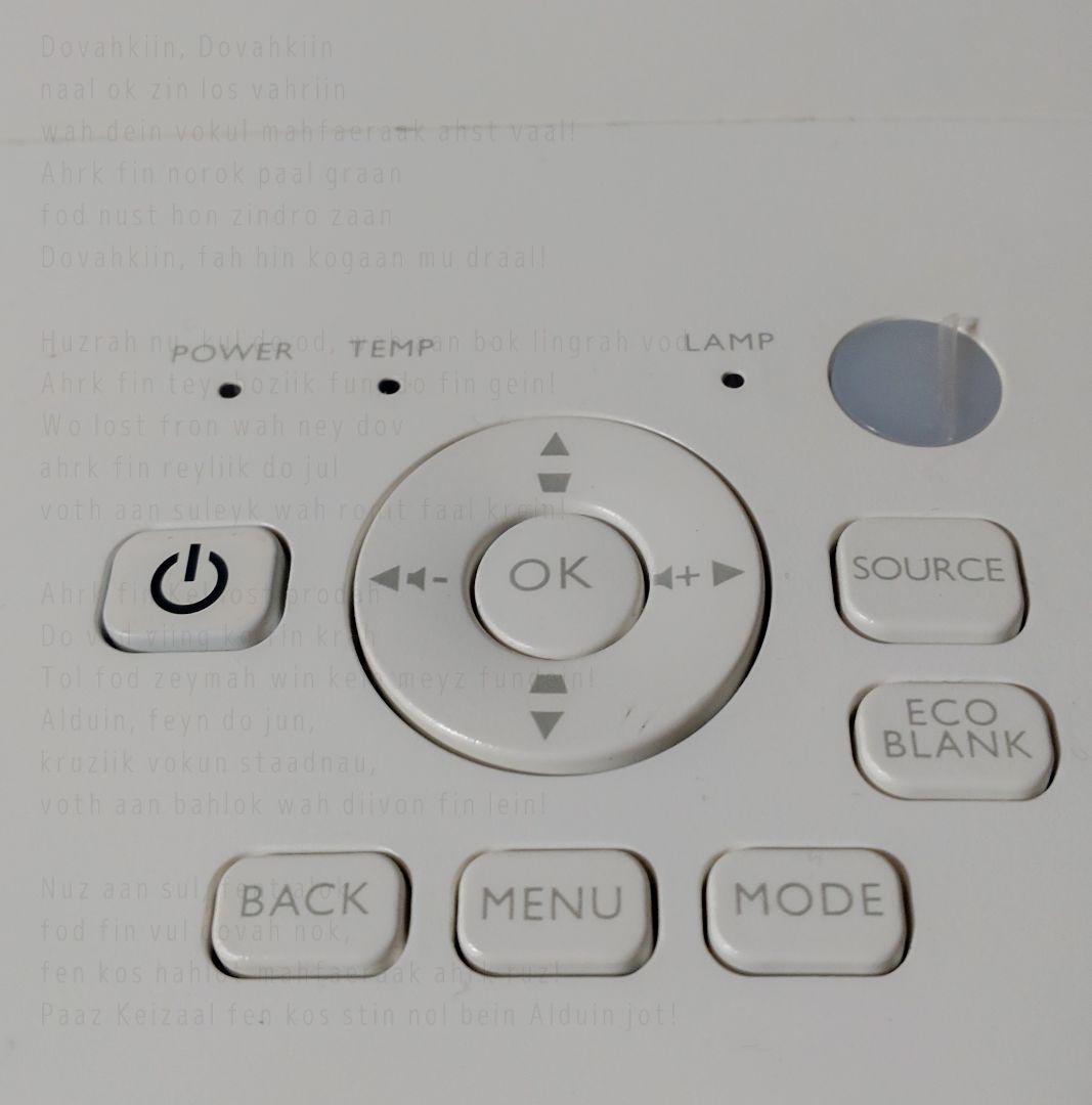 BenQ／ホームシネマプロジェクター TK800