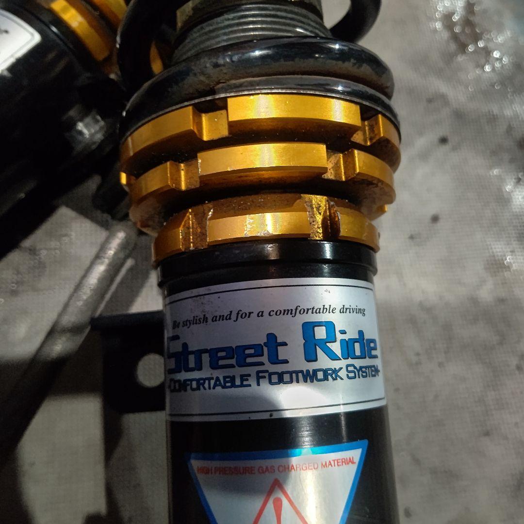 値引きしました。平成22年 LA100S ムーブ用 ストリートライド車高調