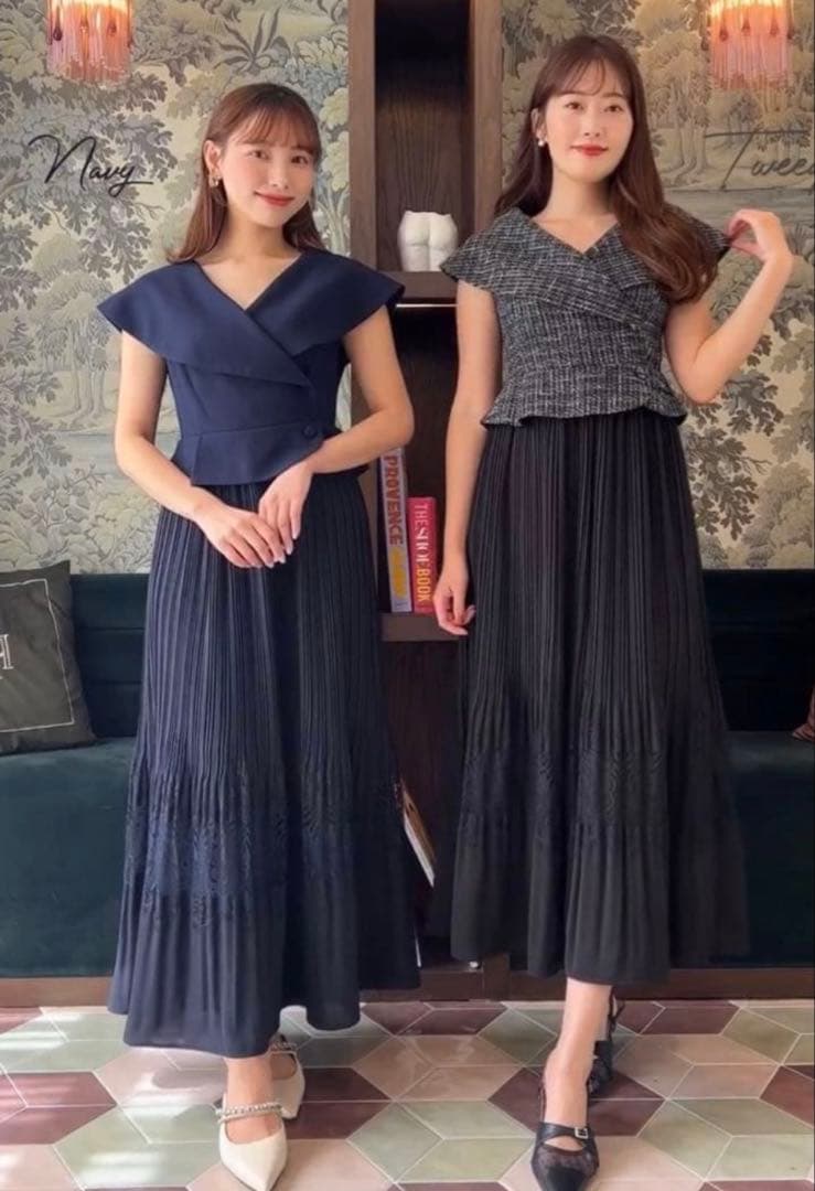 ワンピース herlipto Siena Big Collar Pleated Dress