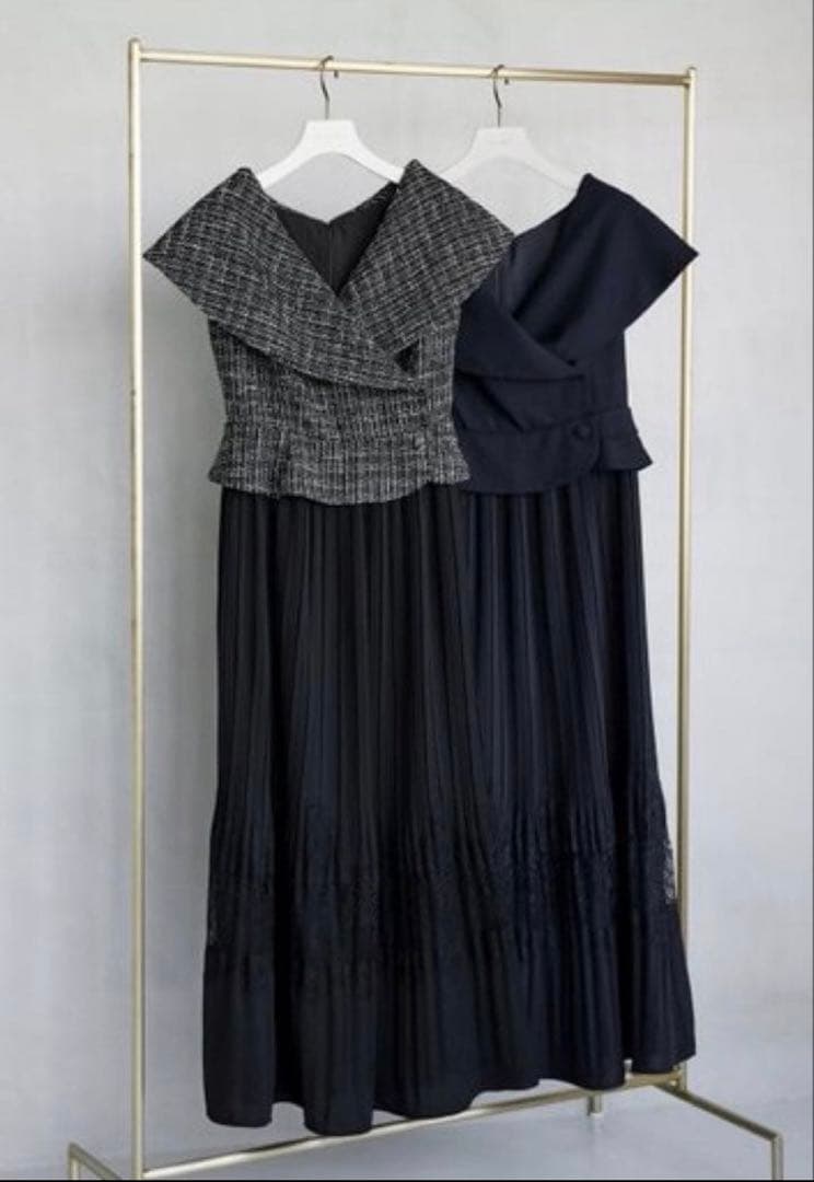 ワンピース herlipto Siena Big Collar Pleated Dress