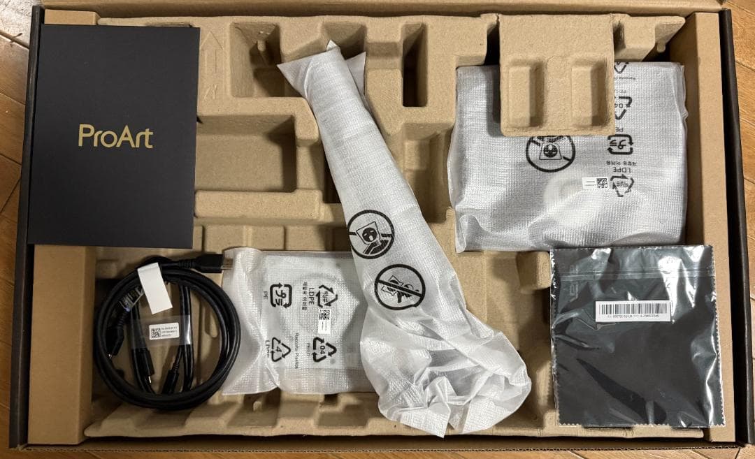 ディスプレイ・モニター本体 ProArt Display PA27JCV