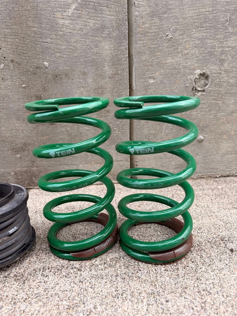 新品ダイハツ⚪︎75系　TEIN スプリング　フレックスZ ＋ヘルパースプリング