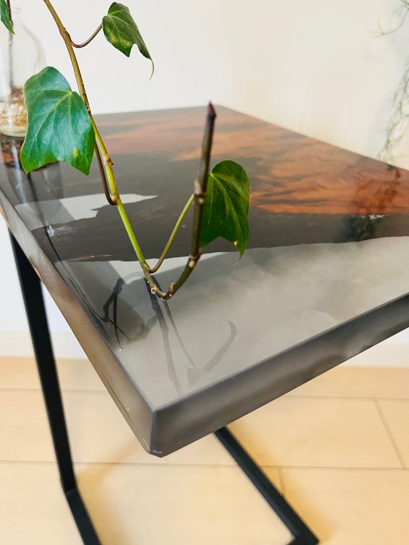 屋久杉　ソファテーブル　レジンテーブル　サイドテーブル