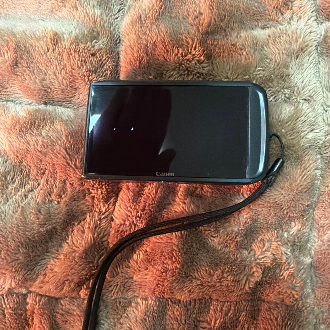 Canon キャノン IXY 10S イクシーピンク　デジカメ