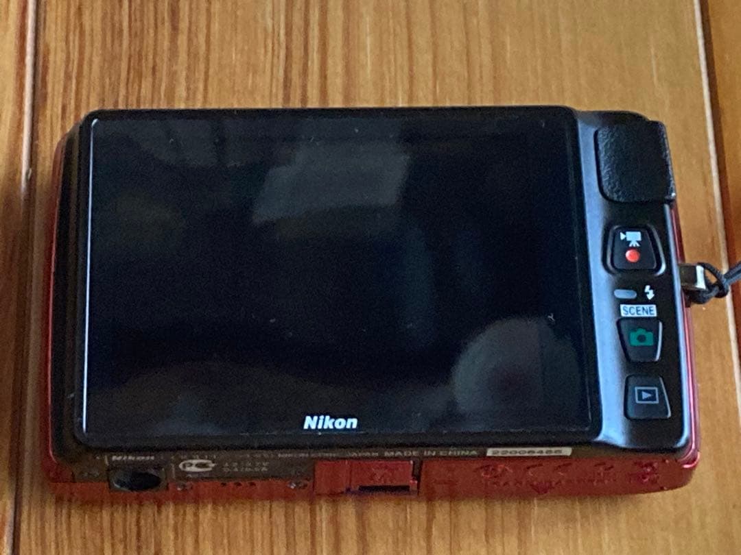 Nikon COOLPIX Style COOLPIX S4300 GLOSS…