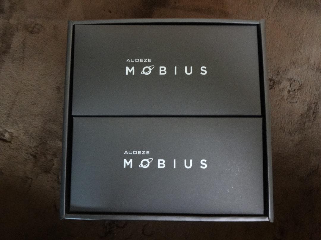 【おまけ付き】Audeze Mobius Carbon　ゲーミングヘッドセット