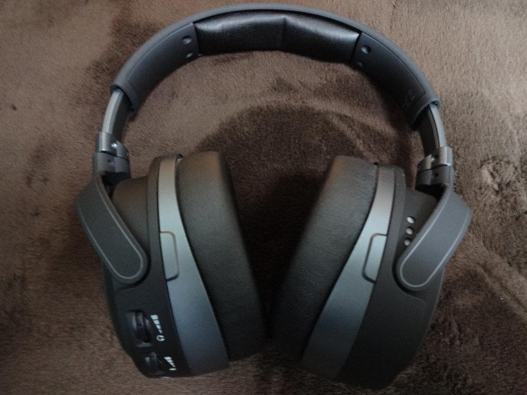 【おまけ付き】Audeze Mobius Carbon　ゲーミングヘッドセット