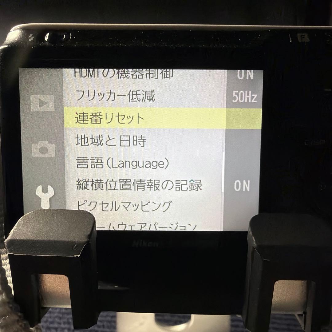 【ジャンク扱い】Nikon1（ニコン）/ ミラーレス一眼 J1 白