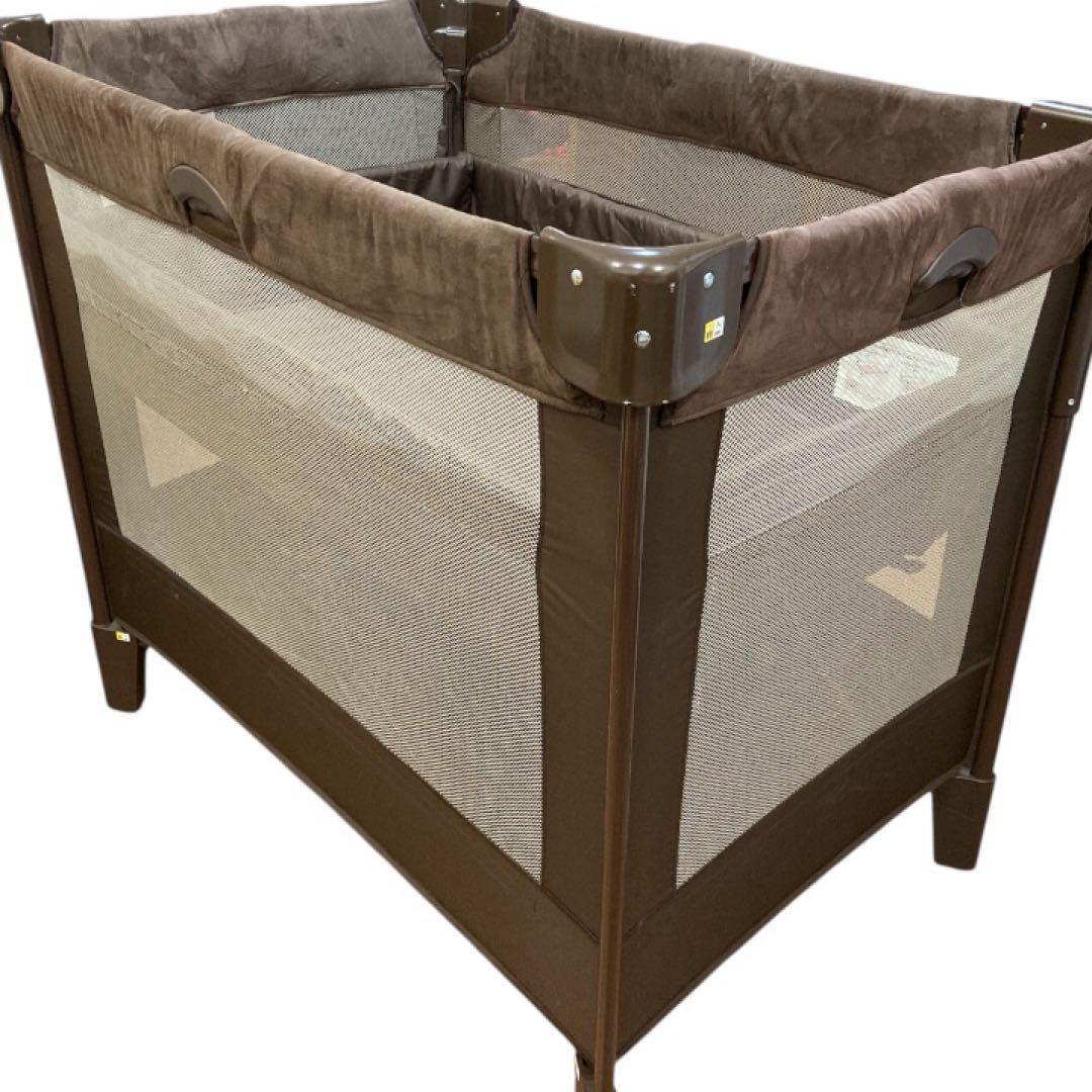 Apricaココネル エアー プラス チョコレートブラウン ベビーベッド