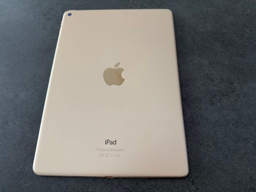 Apple iPad Air 2 ゴールド　本体 64GB