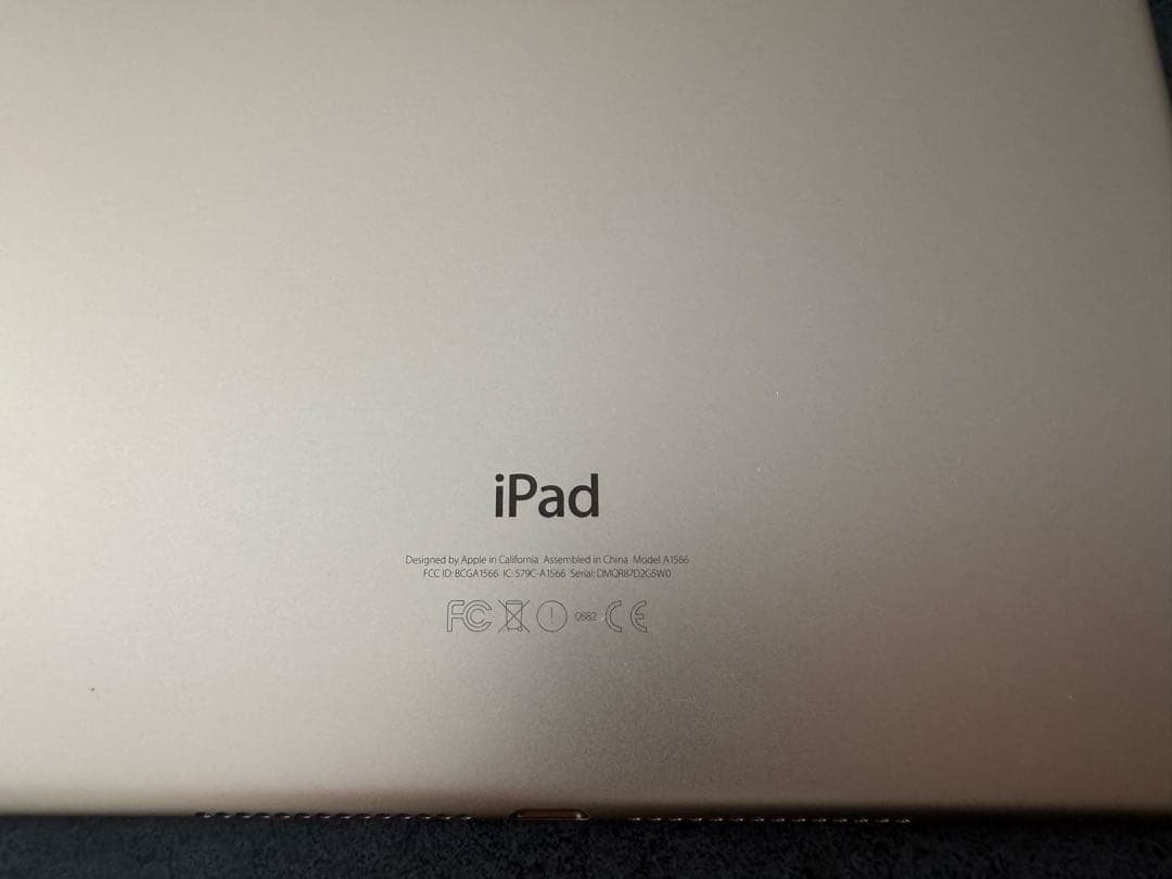Apple iPad Air 2 ゴールド　本体 64GB