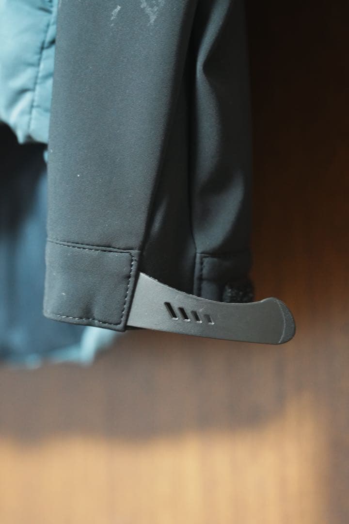 TATRAS AVENTINO ハイブリッドダウン　タトラス