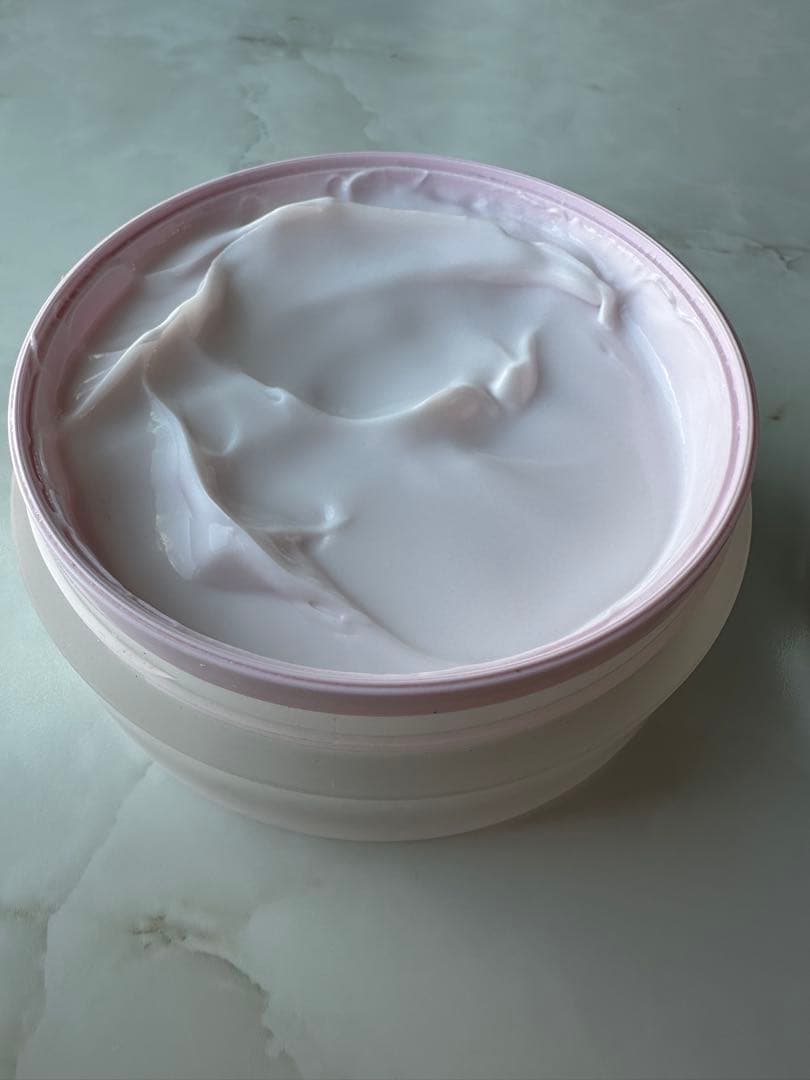 シャネル ボディクリーム　チャンス　オータンドゥル