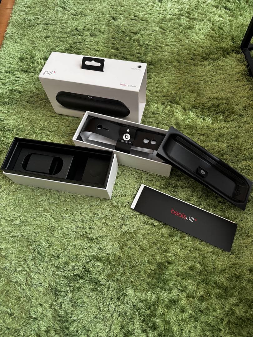 Beats Pill+ スピーカー　ビーツ　ワイヤレススピーカー