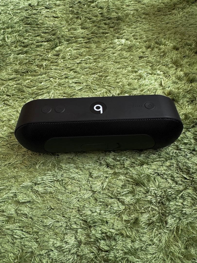 Beats Pill+ スピーカー　ビーツ　ワイヤレススピーカー