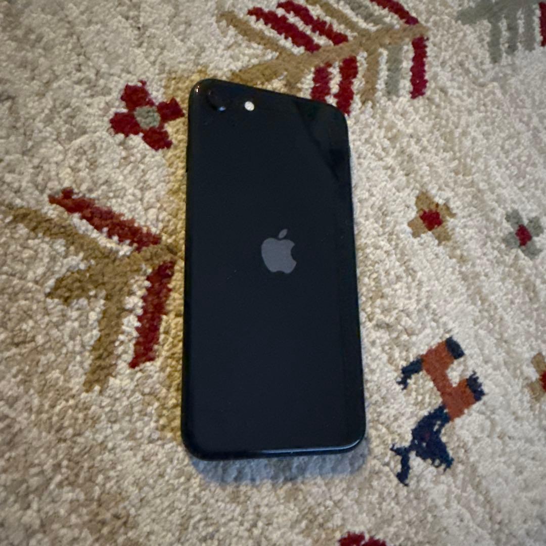 スマートフォン本体 Apple iPhone se 128GB