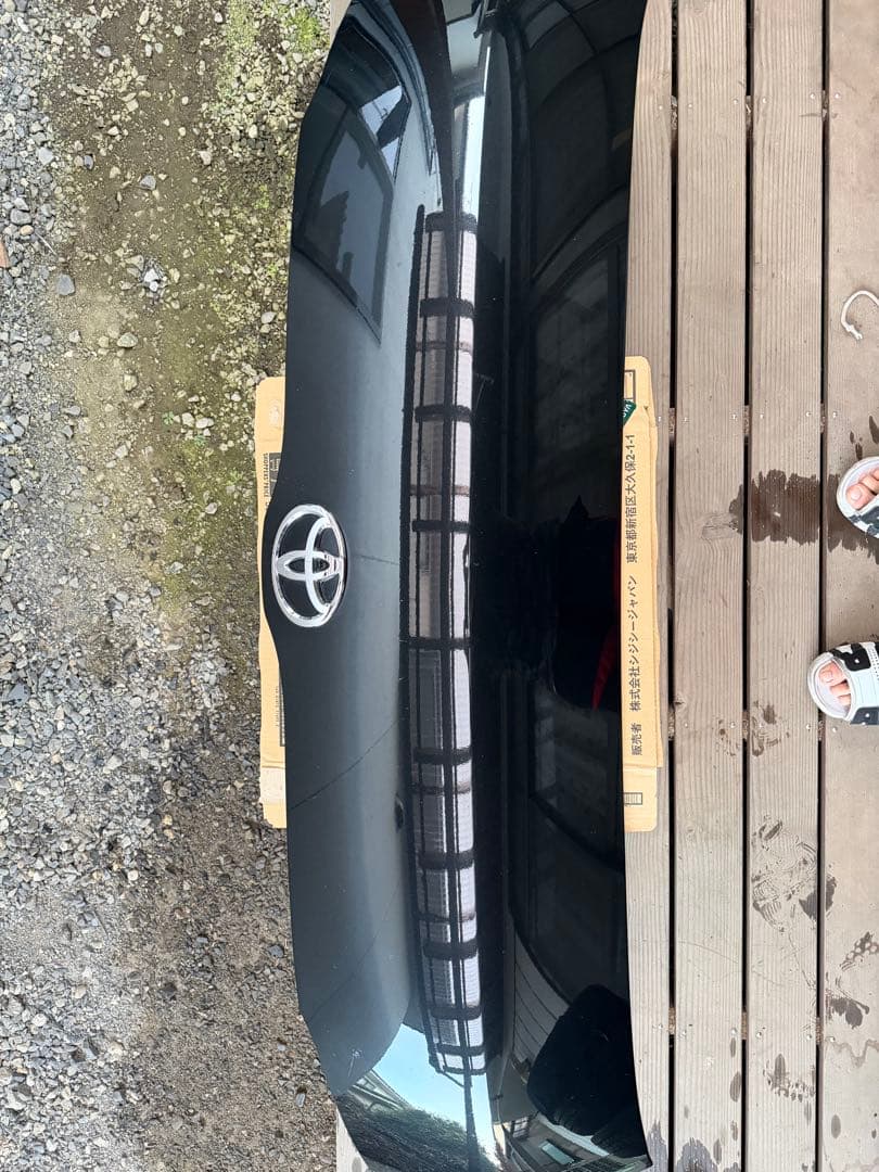 ハイエース　４型　純正ボンネット