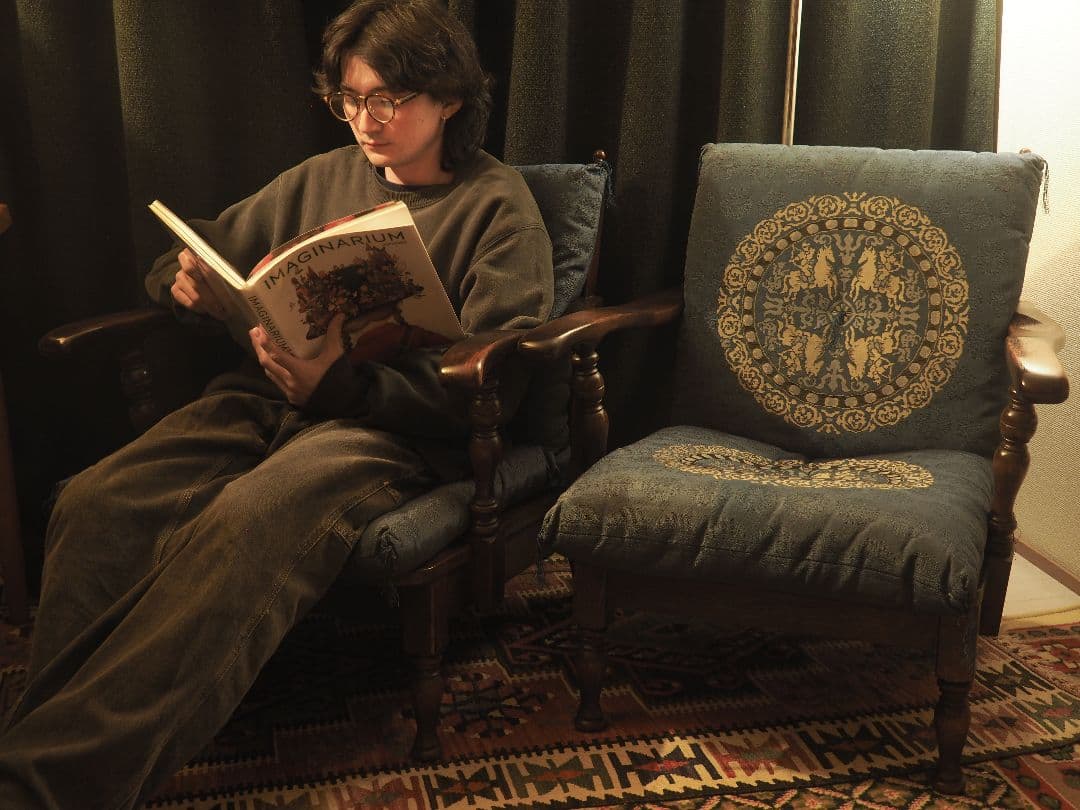 【値引中】“飛騨産業”キツツキアーム1pソファA