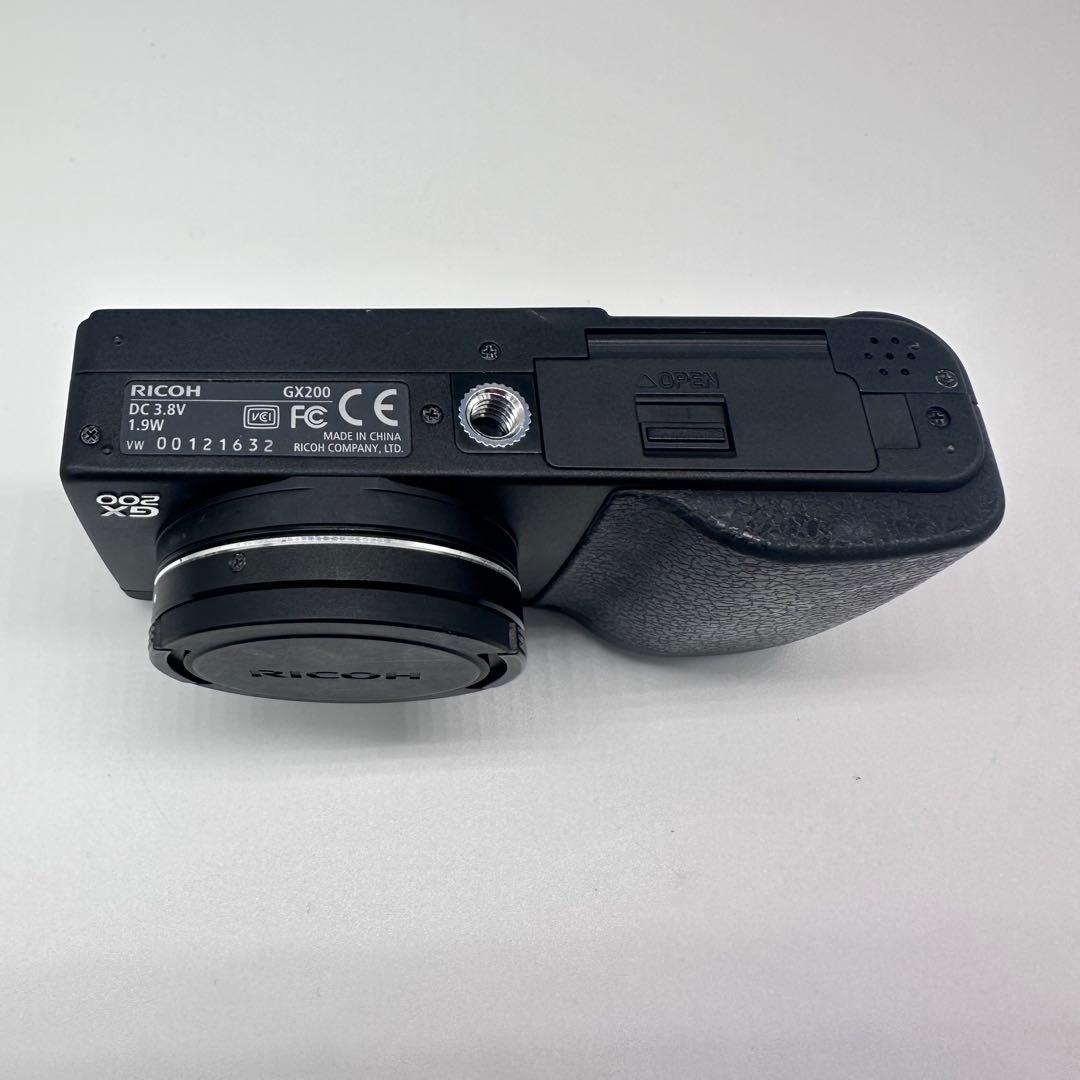 RICOH GX200 リコー コンデジ　デジカメ
