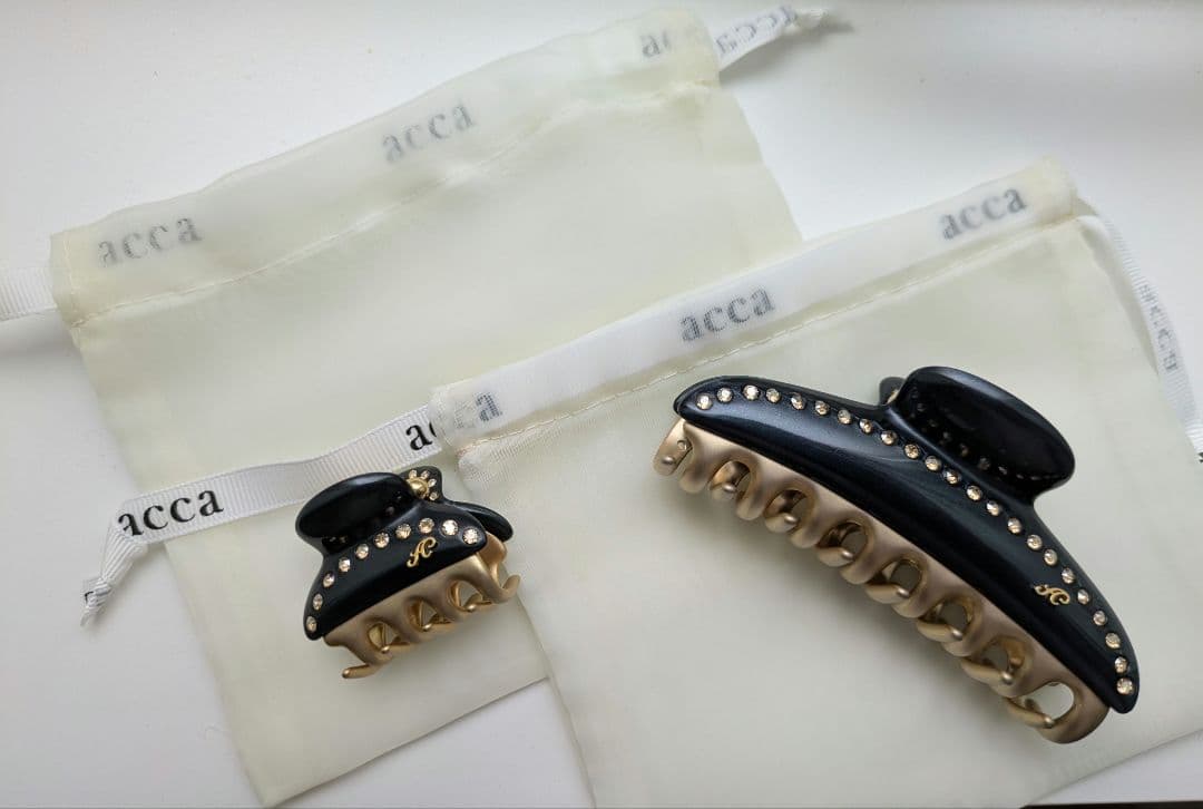 acca ヘアクリップ　ティアラクイーン ブラック/ゴールド 大小セット