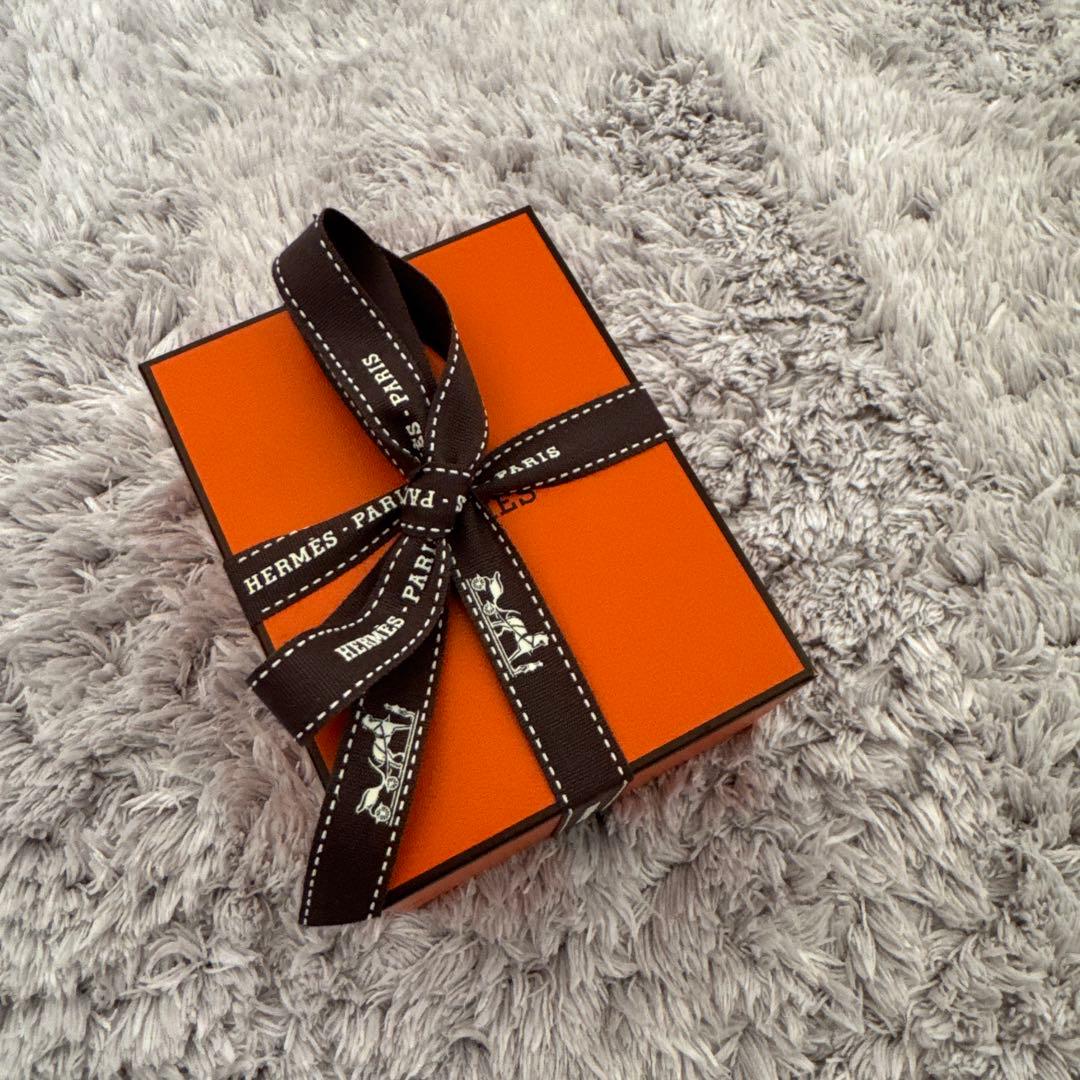 【最安値　新品未使用】HERMES ケリー・カデナペンダント