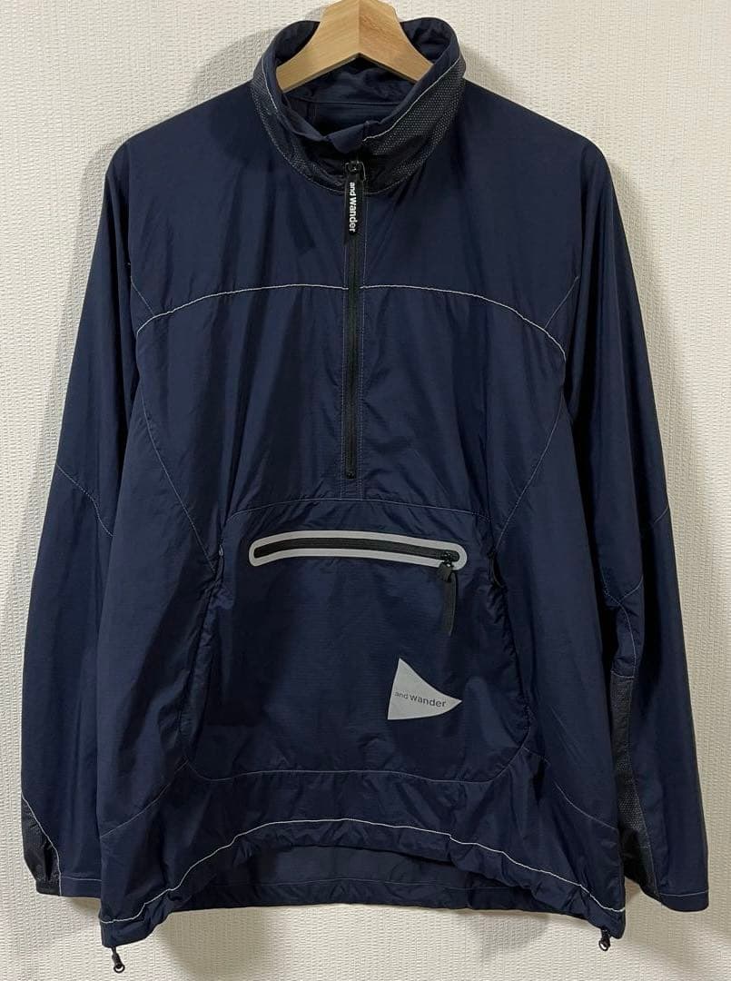アンドワンダー　ハーフジップナイロンプルオーバージャケット　サイズ4　ネイビー