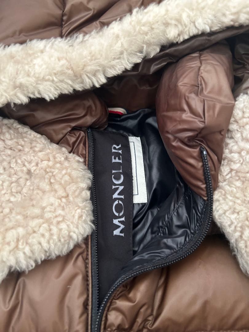 モンクレール　メンズ　ダウン　サイズ3